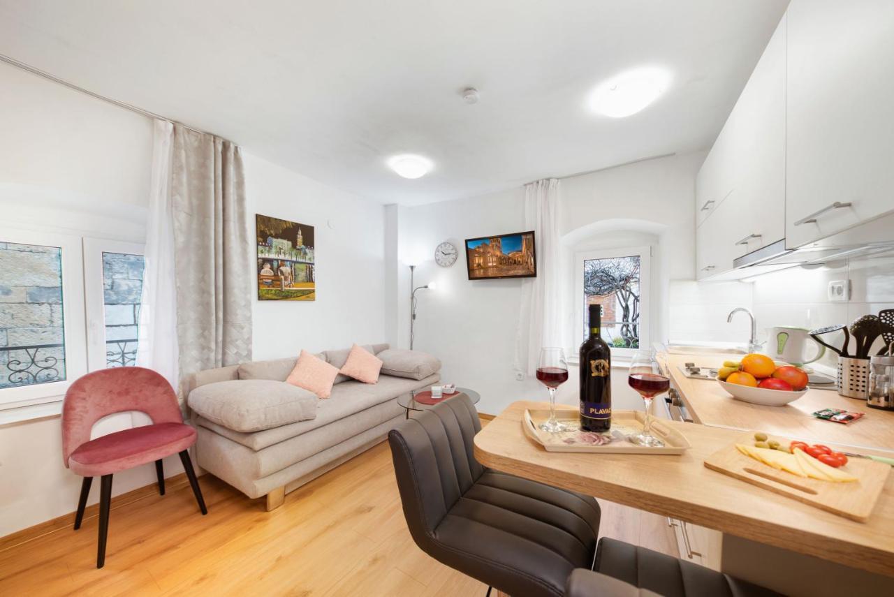3M Golden Gate Apartment Split Luaran gambar