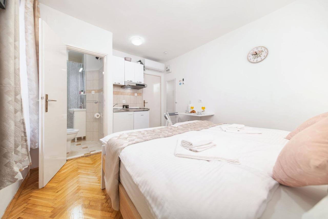 3M Golden Gate Apartment Split Luaran gambar